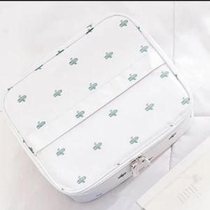 Travel organizer